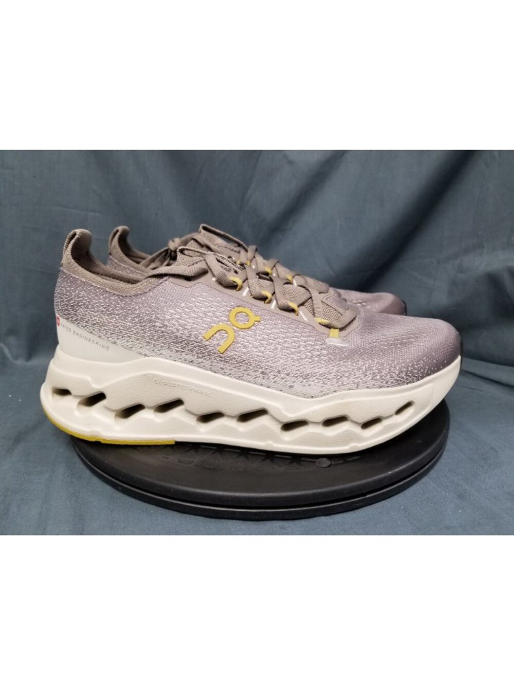 On Running Cloudsurfer Max Cinder Pelican Men's Size 9 NEW NO BOX! - Picture 9 of 11
